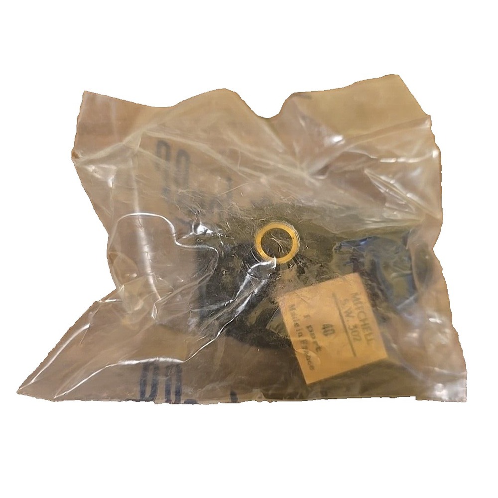 NOS‎ Garcia Mitchell 302 reel part #40 / 81341 cover plate / made in France